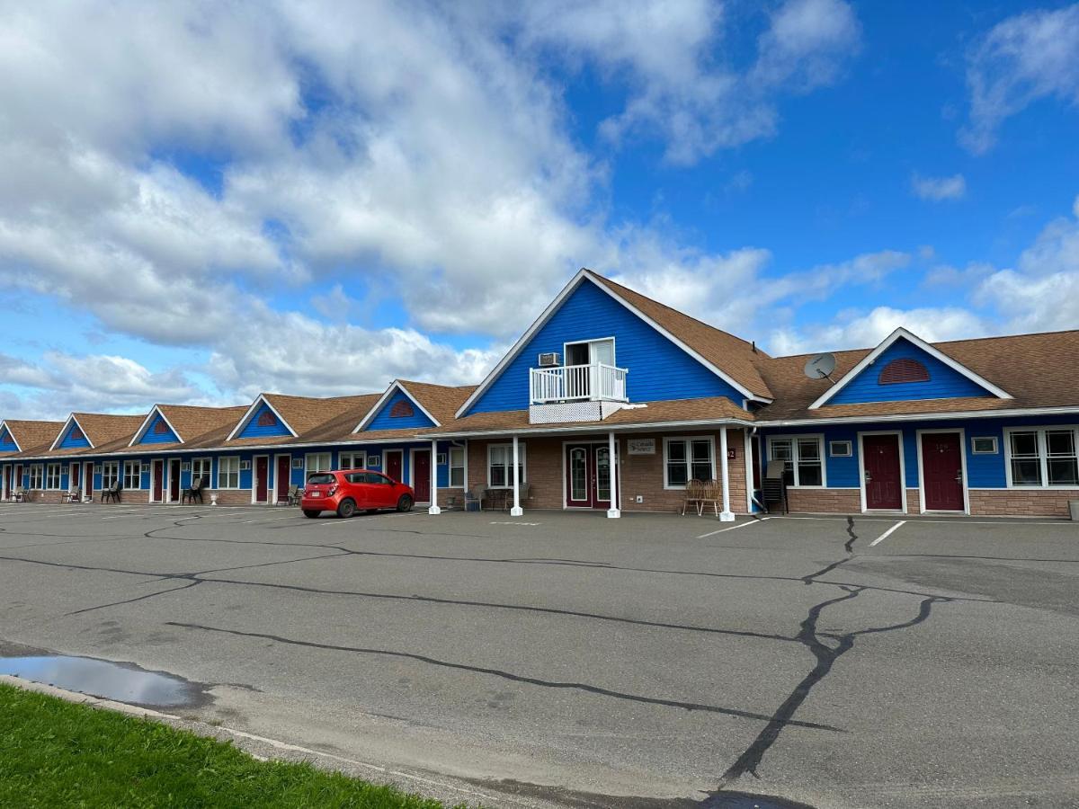 Travellers Inn Fredericton Nb Waasis Dış mekan fotoğraf